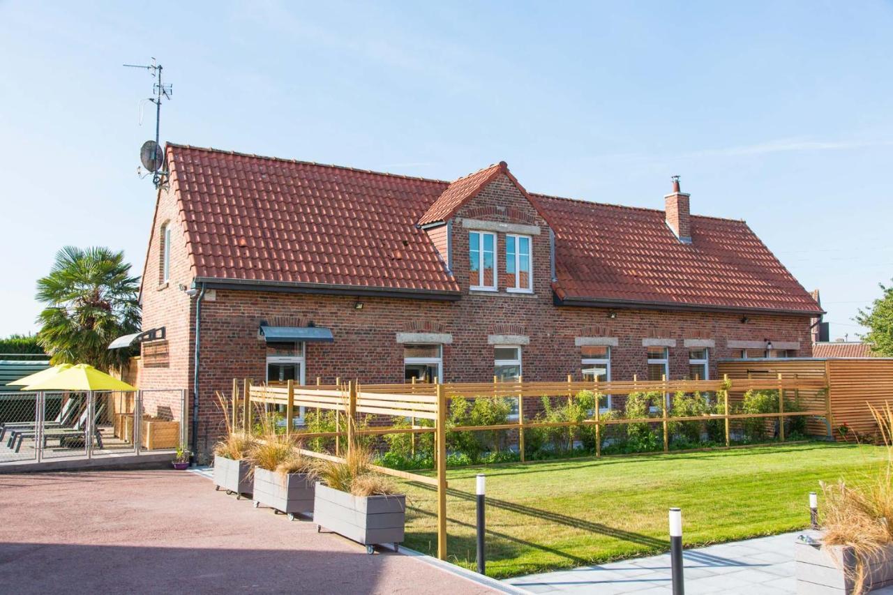 Gîtes de La Vesée La Chapelle d'Armentieres Exterior foto